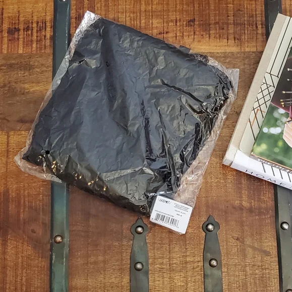 🖤 Midnight Hour Lace Victorian Blouse 🖤 - Picture 12 of 15